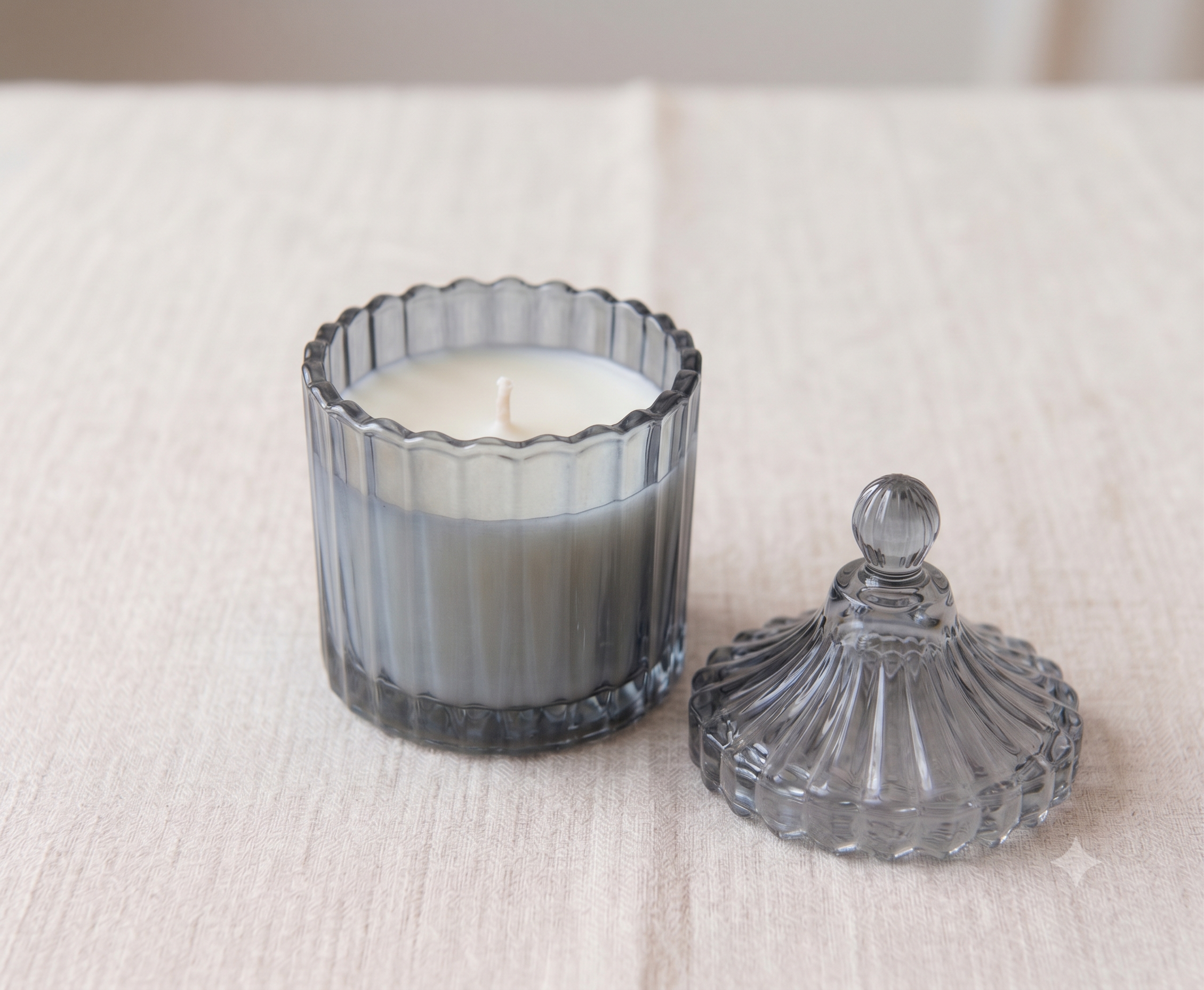 VELA AROMÁTICA CRISTAL ESTRIADO - COCO 150 G.
